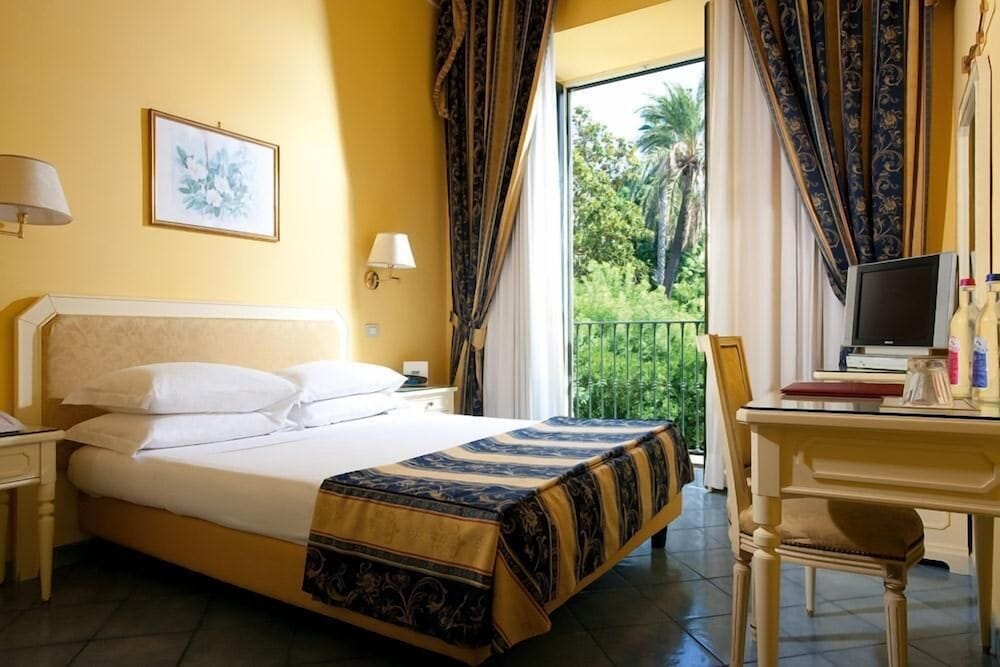 Imperial Hotel Tramontano 15/39