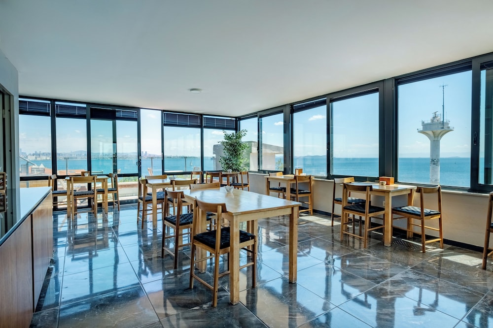 MANGANA KONAK HOTEL 48/64