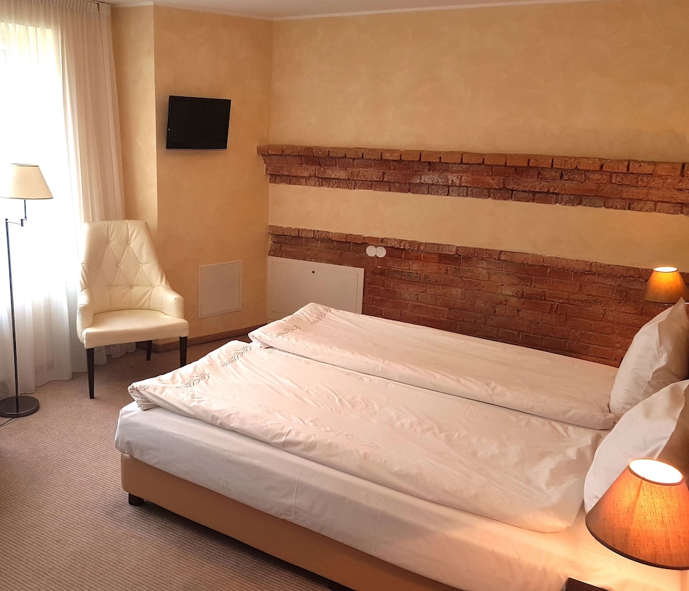 Romantic Boutique Hotel Amp Spa 10/71