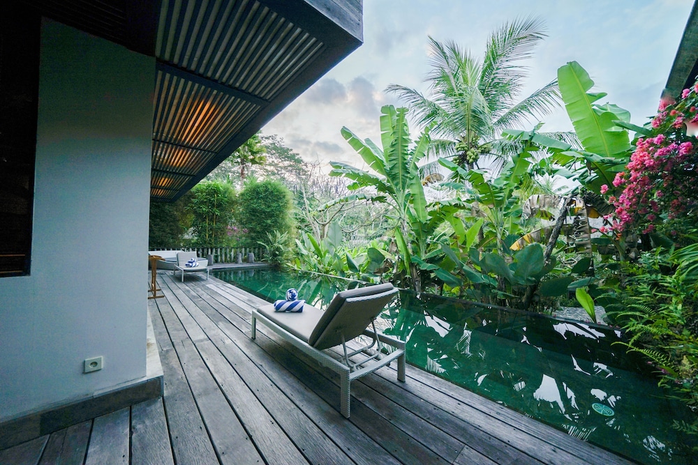 Surya Kembar Villas 44/50
