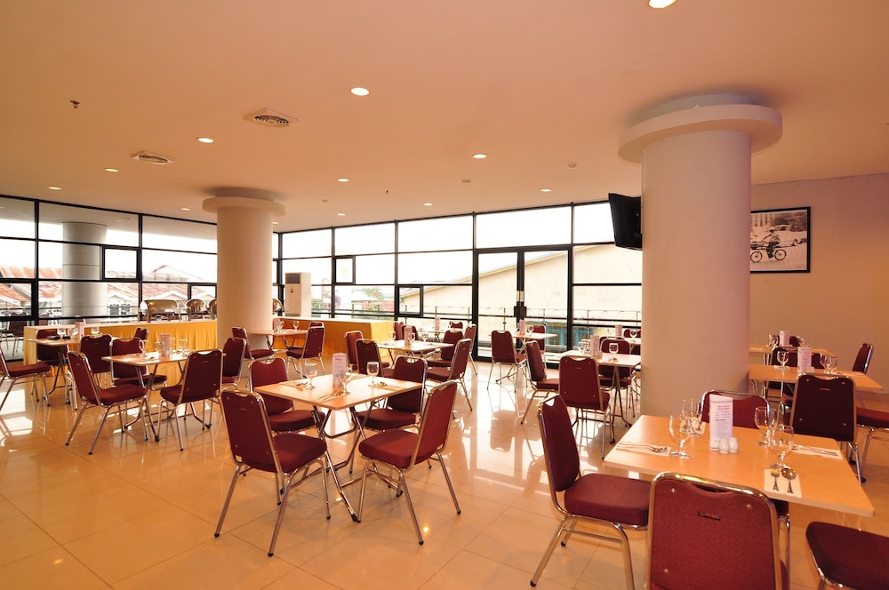 Aston Ketapang City Hotel 26/32