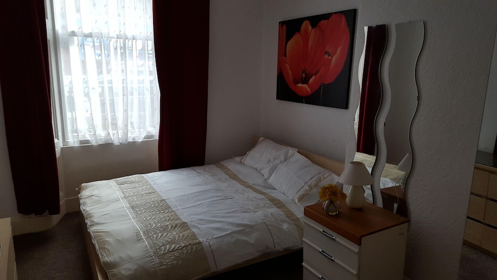 Sakura Edinburgh Guest House 9/20