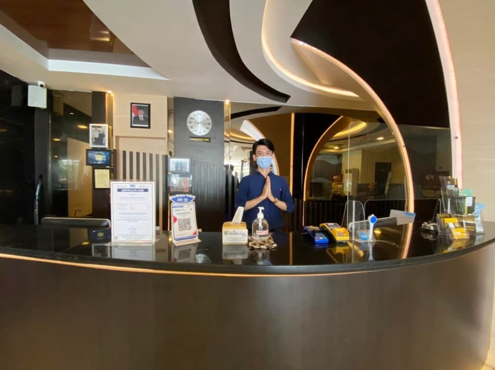 Batam Harbour Boutique Hotel And Spa 61/66