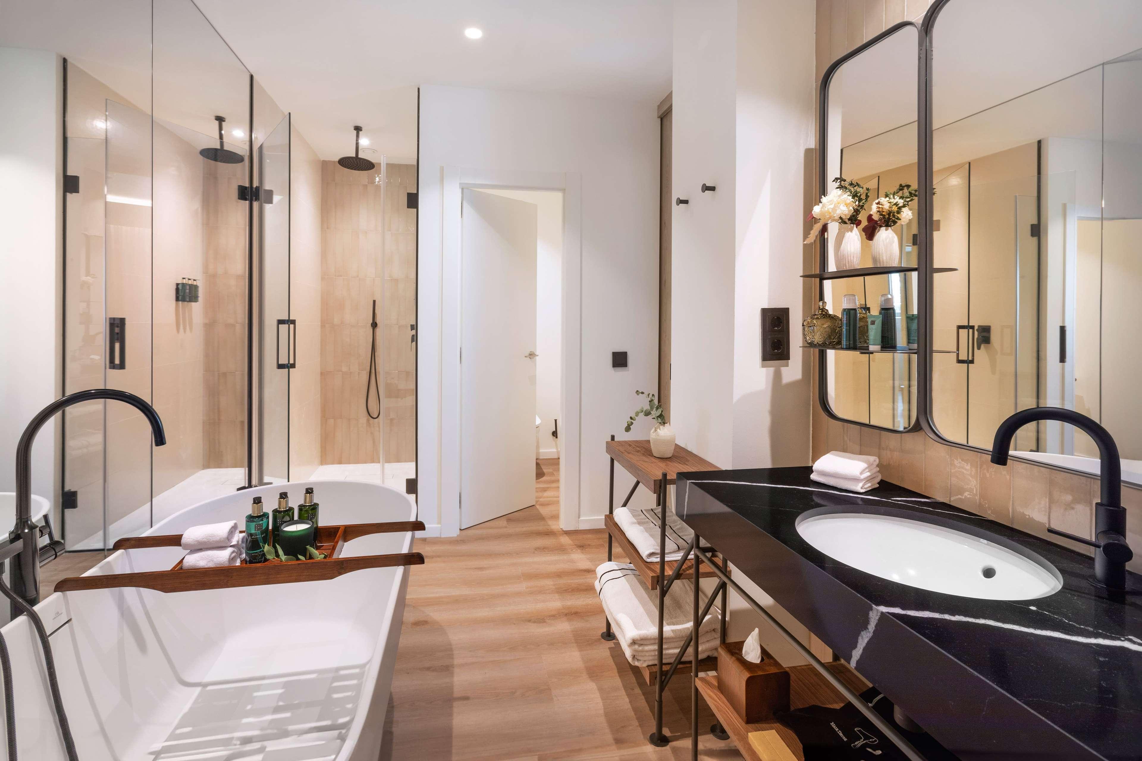 The Level, Premium, Single, Terrace، Melia Granada 3/4