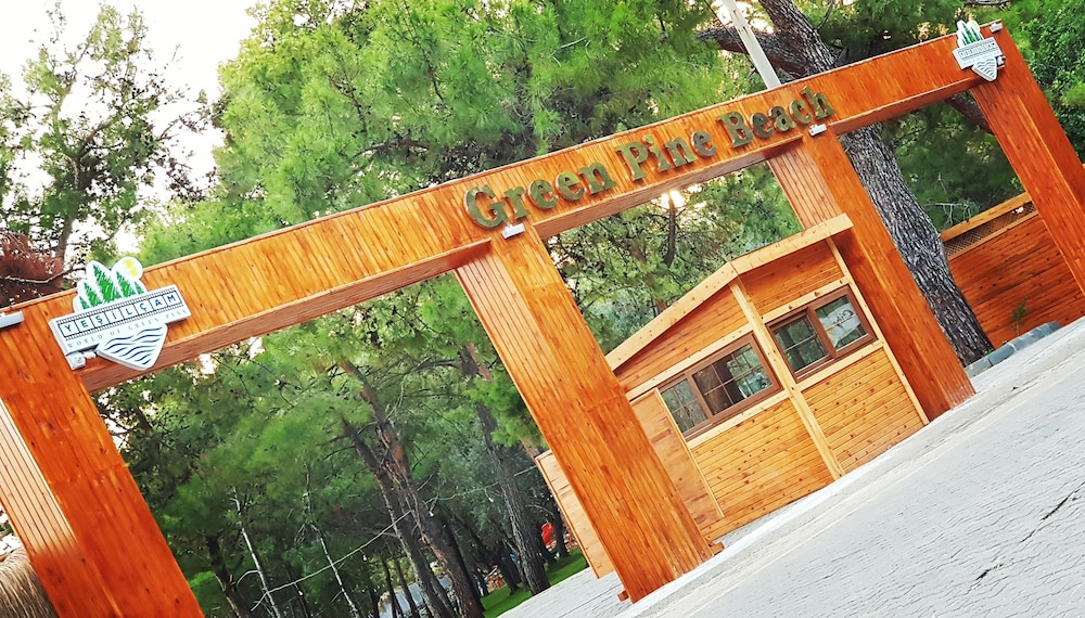 Green Pine Beach & Bungalows Luxury Concept 1/50