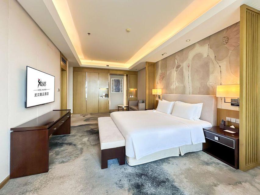 Deluxe, Executive, King Bed