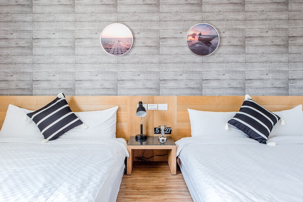 Sea Residences 25/54