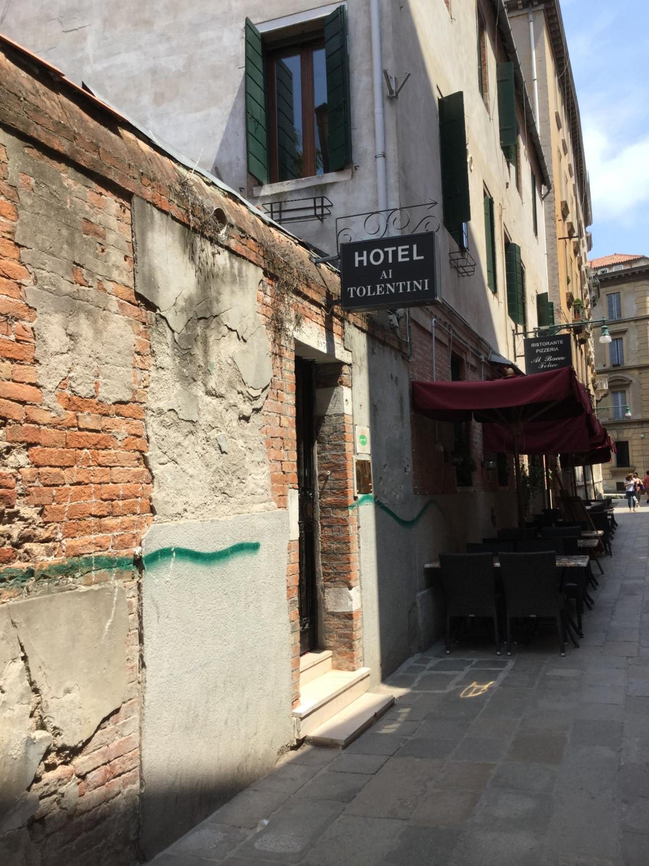 Hotel Ai Tolentini 43/55