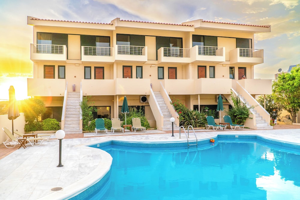 Orestis Hotel 5/56