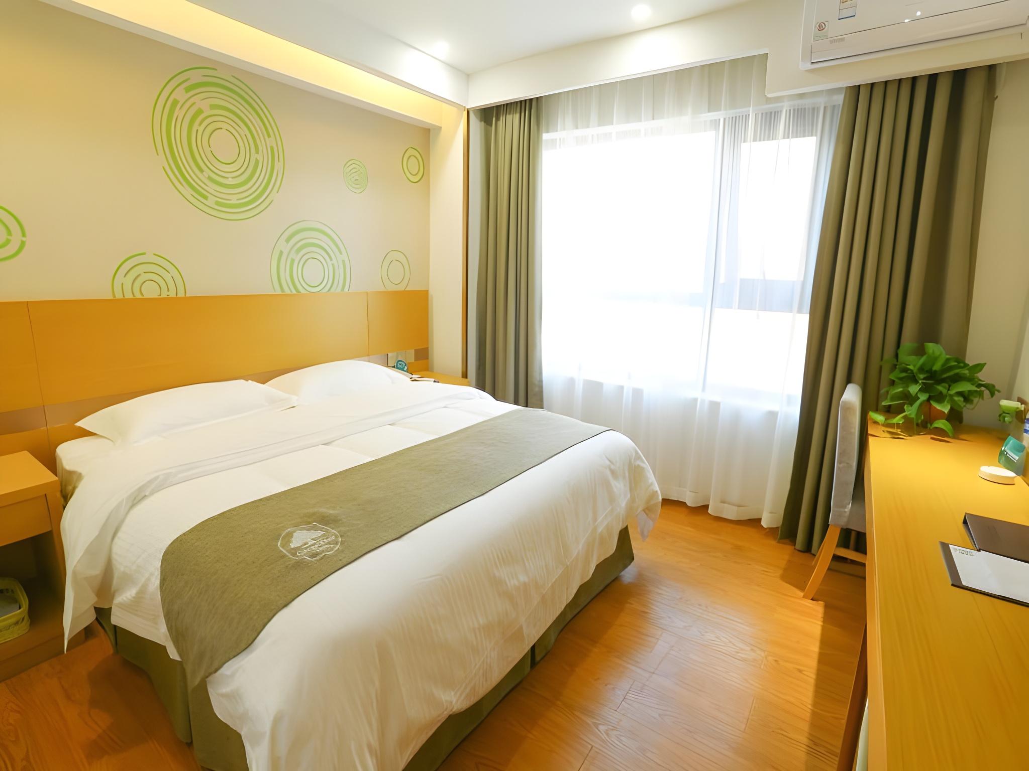 Room, Queen Bed