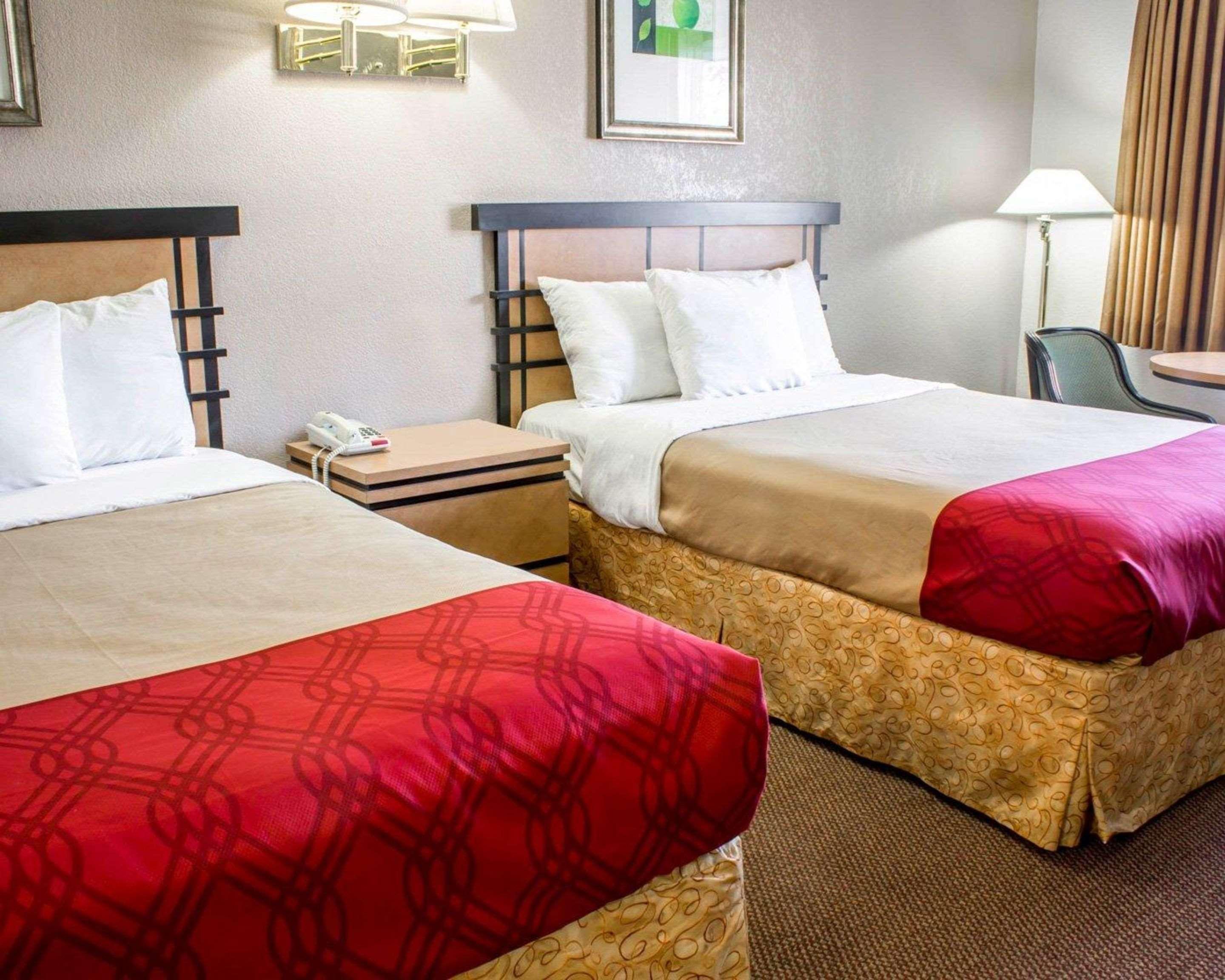 ROOM, 2 DOUBLE BEDS, SMOKING