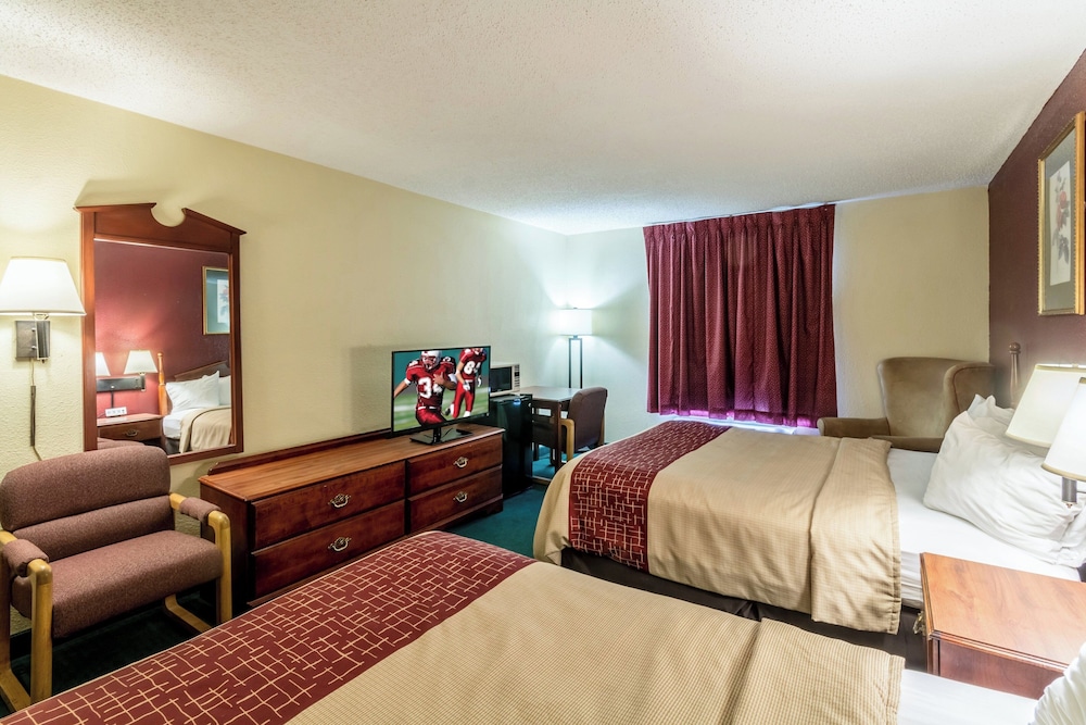 Red Roof Inn Morehead 20/56