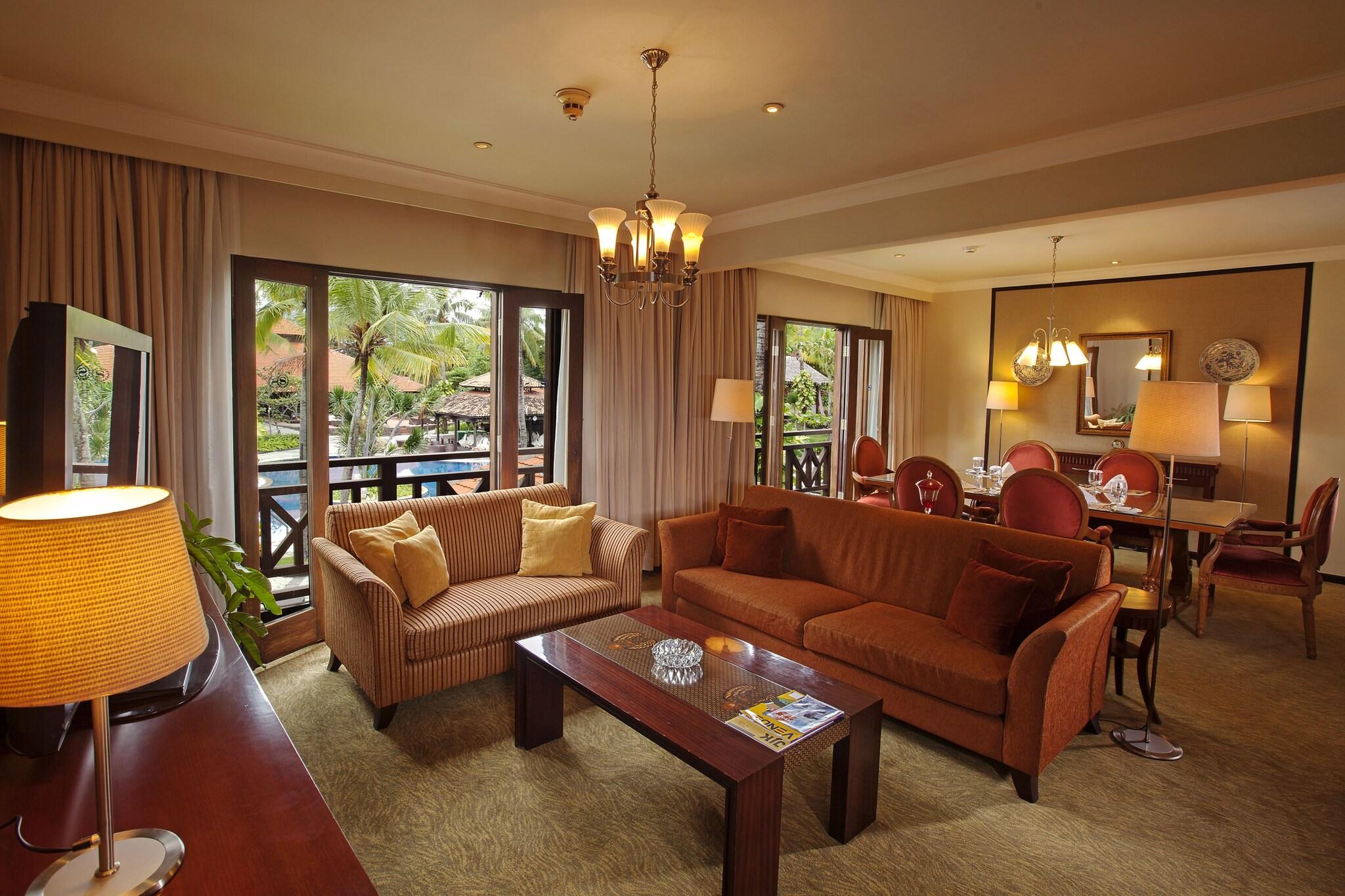 SHL Hotel and Resort 55/77
