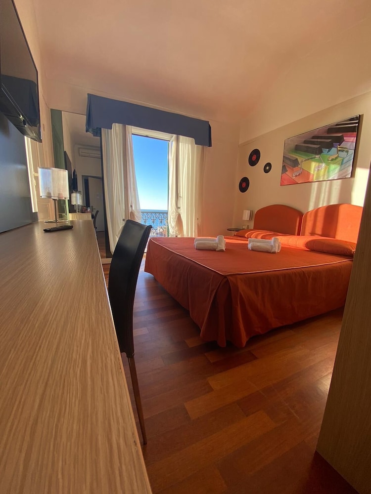 Hotel Morandi 16/50