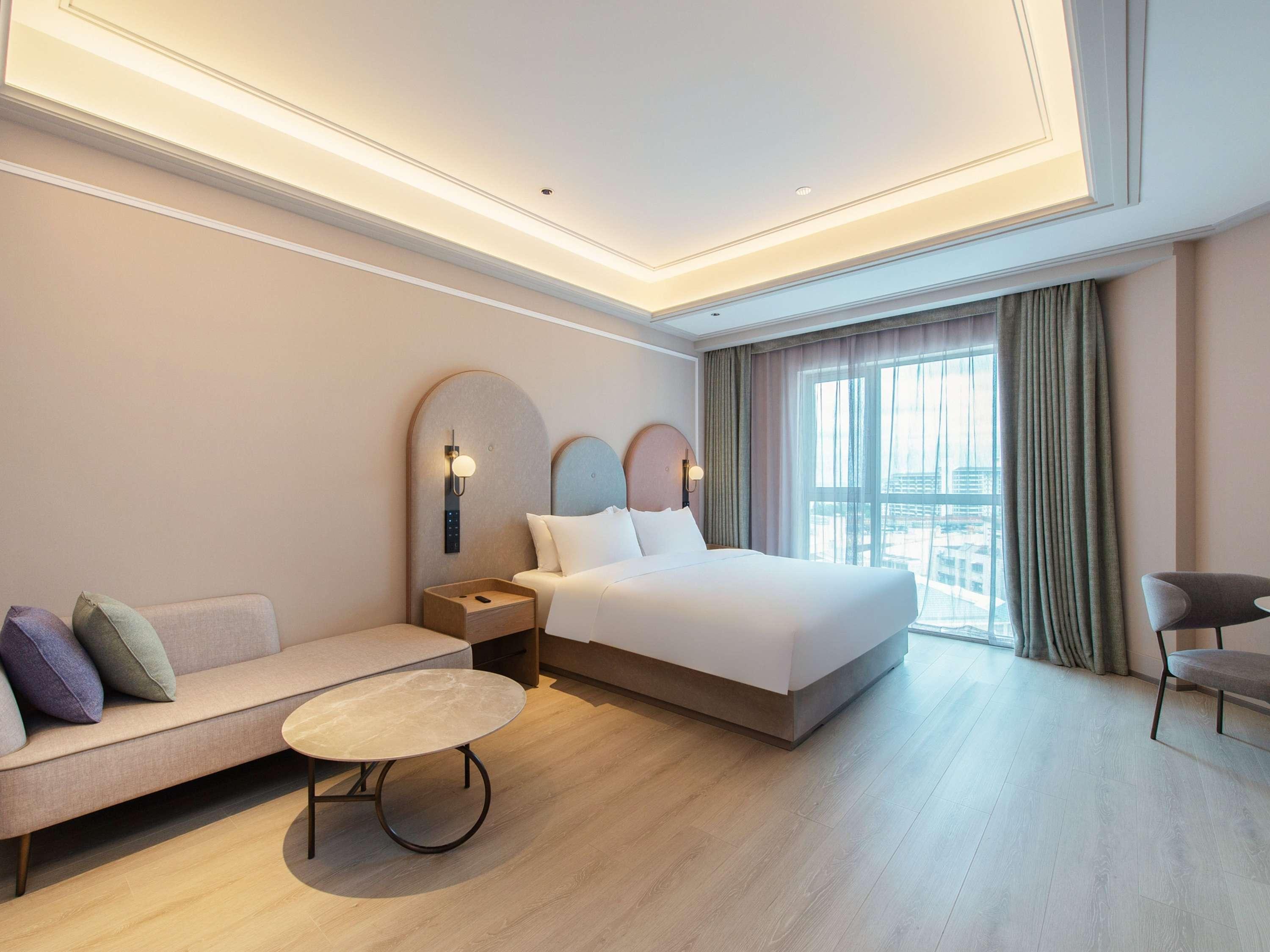 Mercure Hainan Sanya Bay 14/35