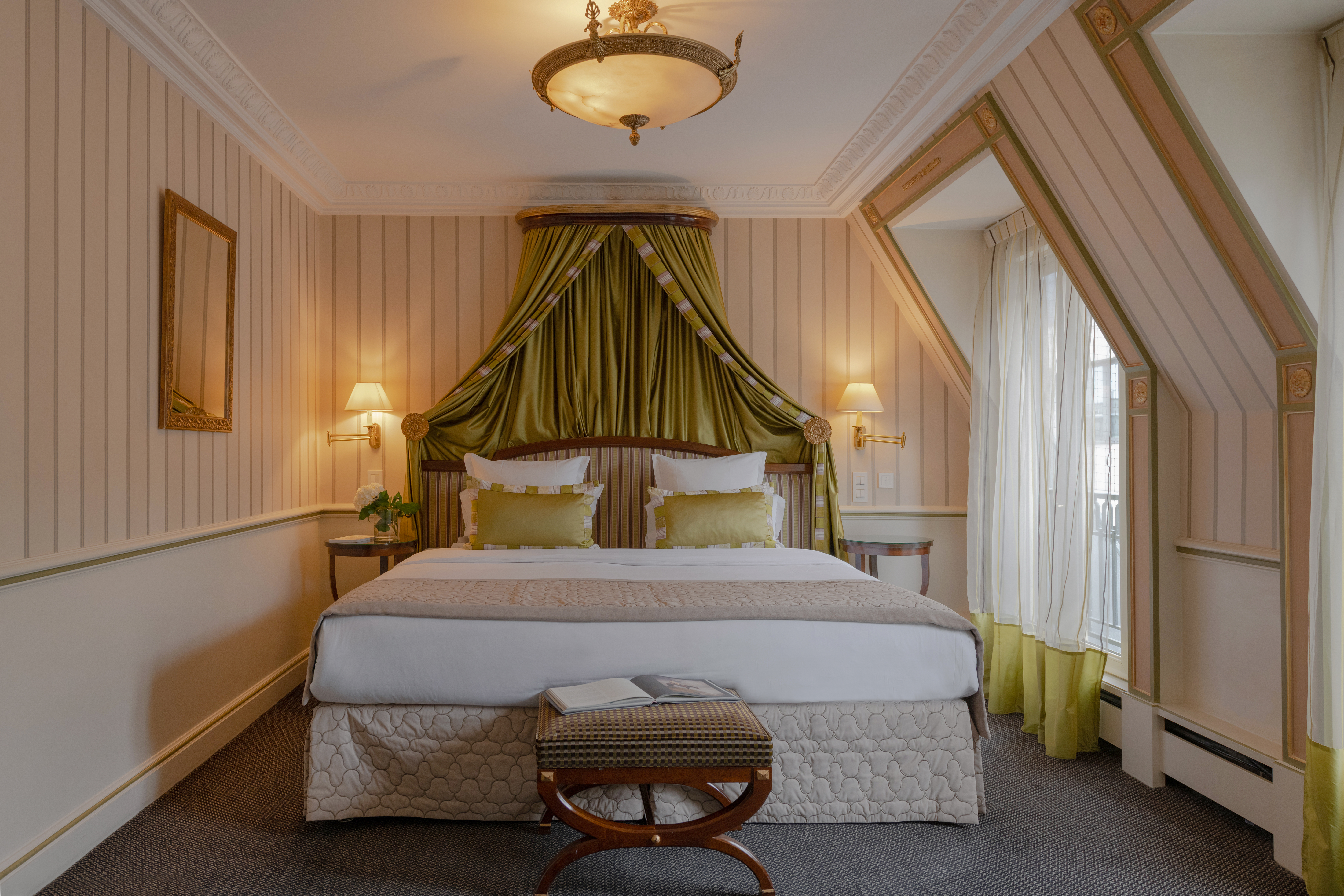 Josephine, Suite