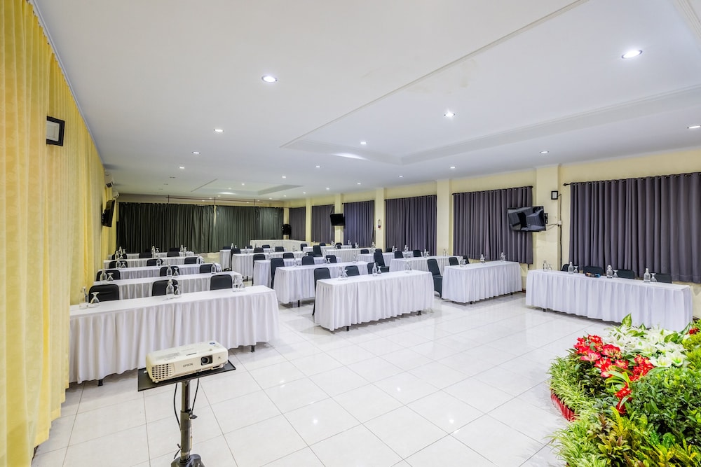 Taman Surgawi Resort And Spa 43/69