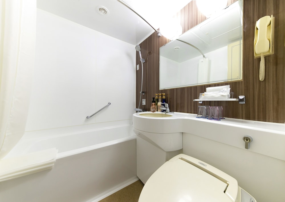 Art Hotel Oita 50/50