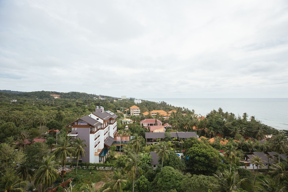 Luxor Hotel Phu Quoc 59/64