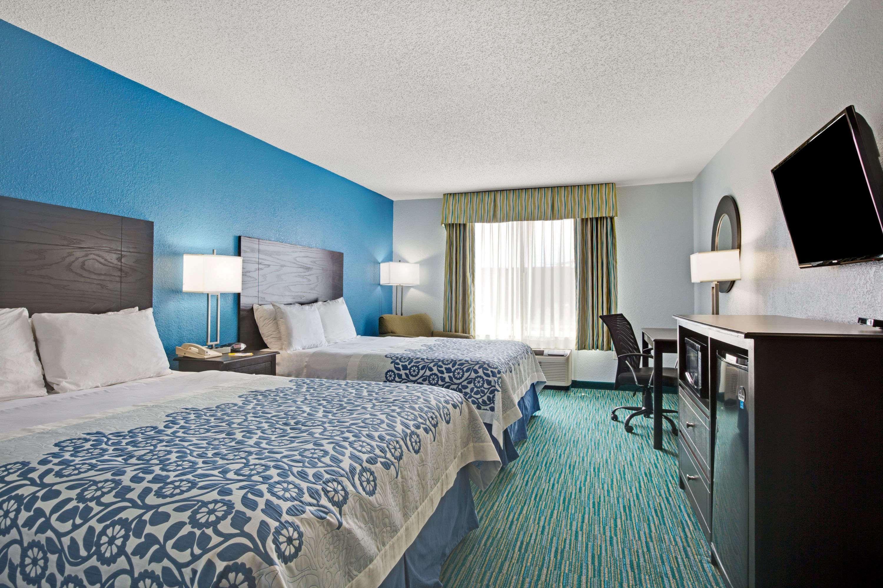 Room, Quadruple, 2 Queen Beds
