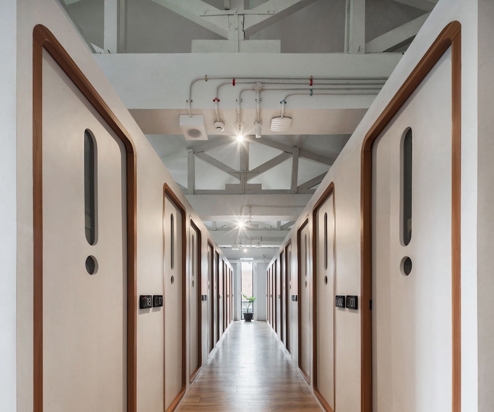 Nindya Biodistrict Hotel 10/17