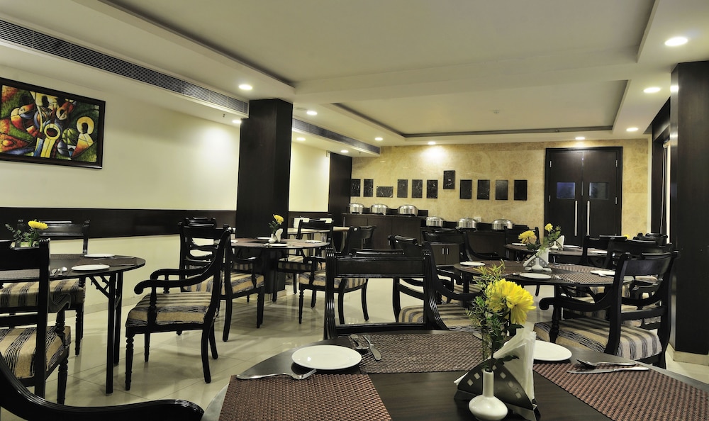 The Grand Orion - Kailash Colony 48/62