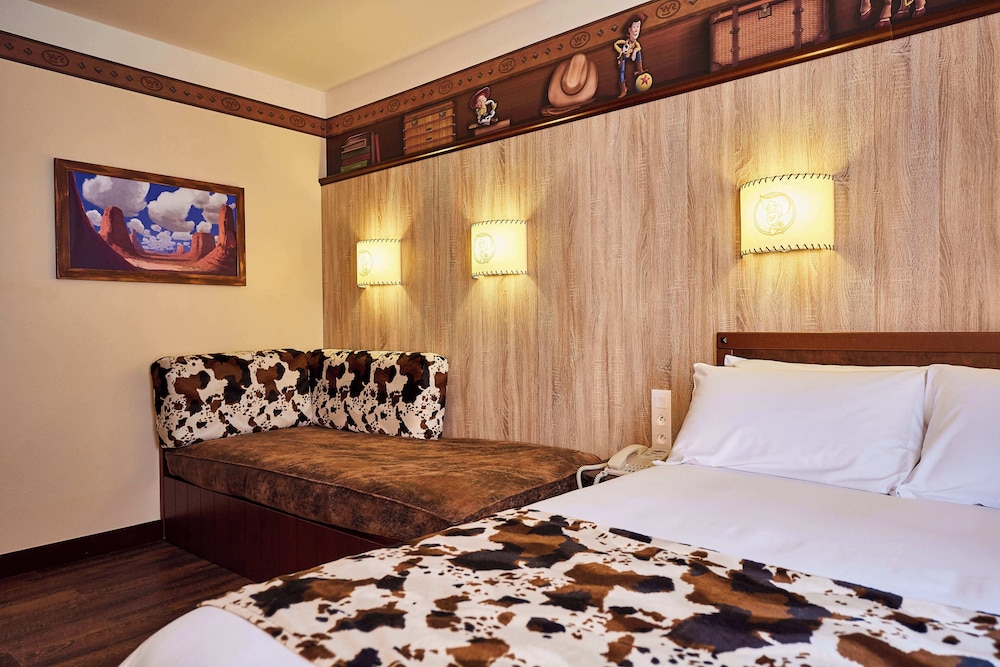 Disney S Hotel Cheyenne 15/46