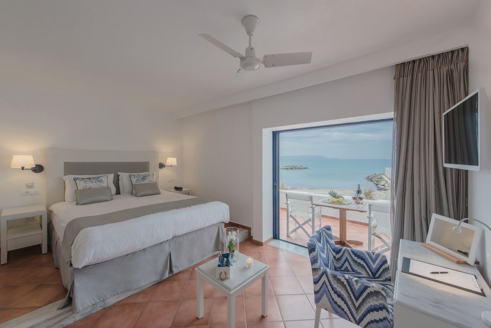 Bungalow, King Bed, Sea Front