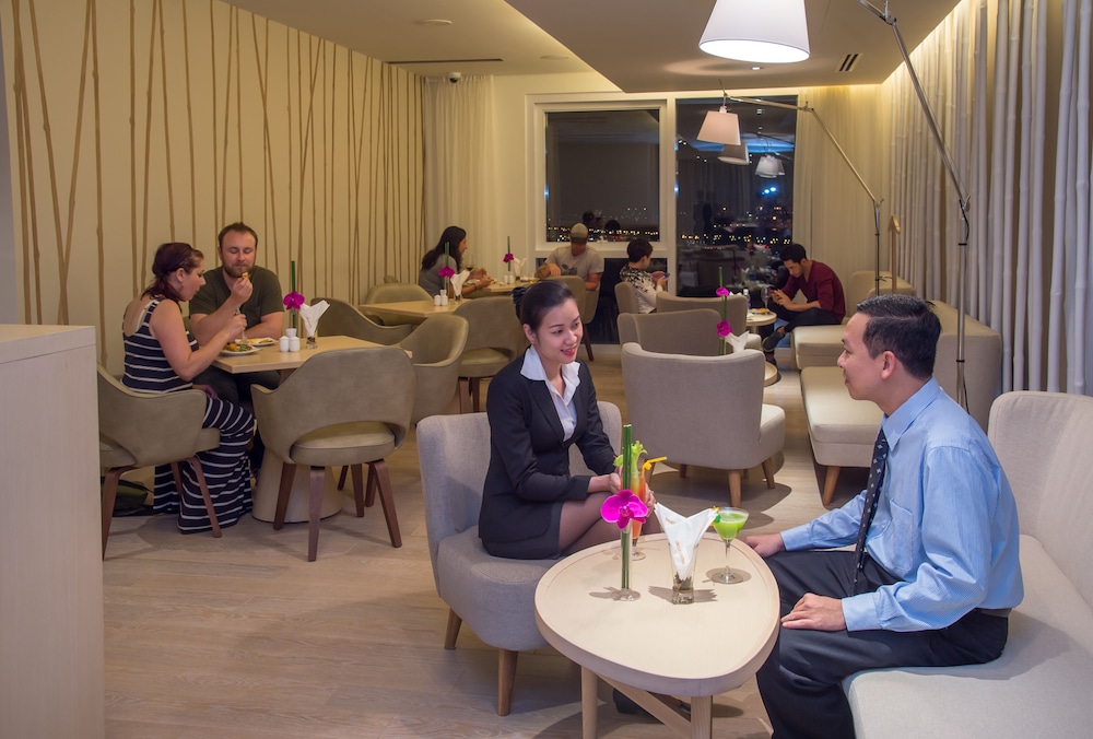 Liberty Central Saigon Riverside Hotel 58/67