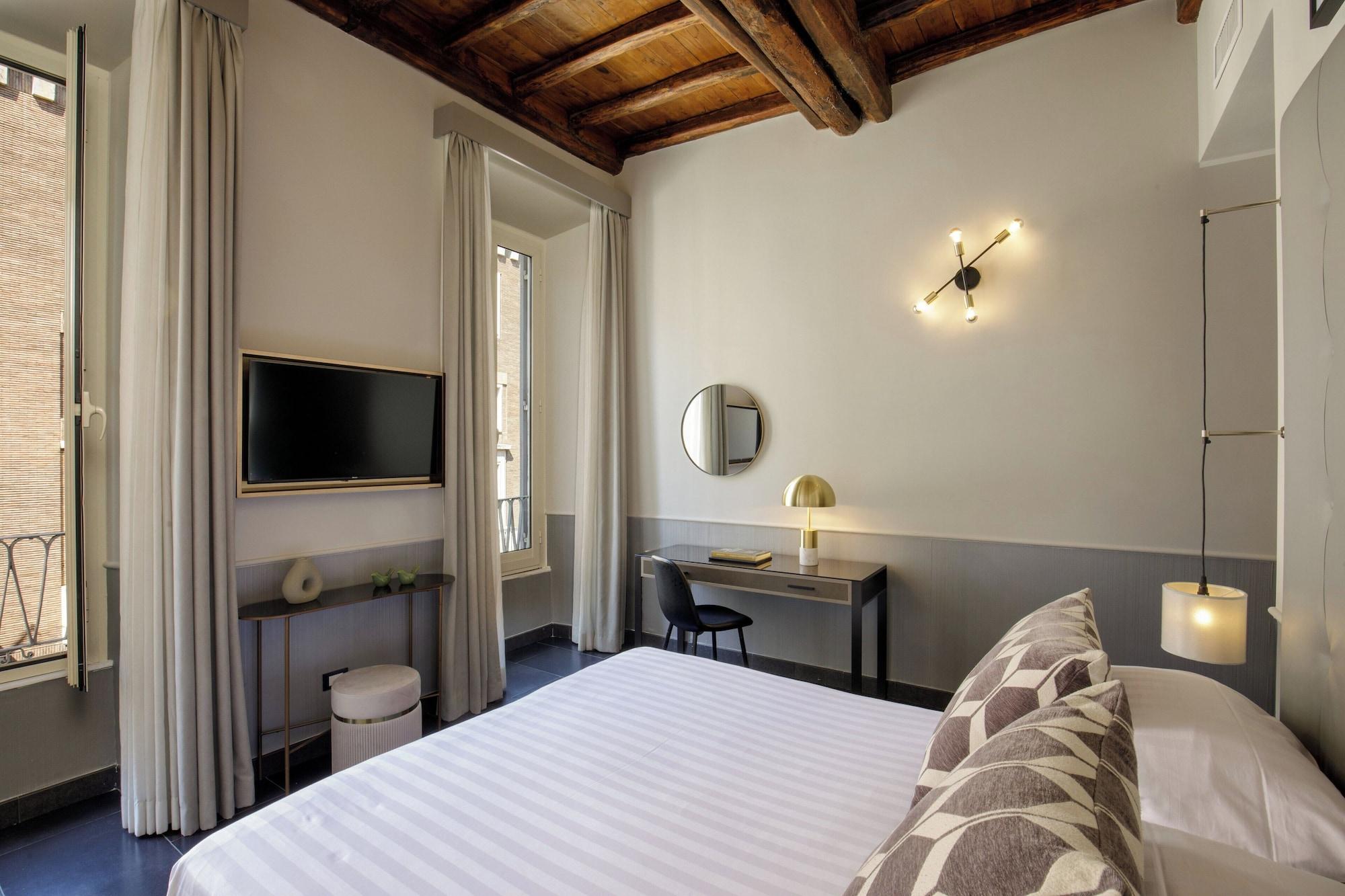 Superior, Via Del Corso 81