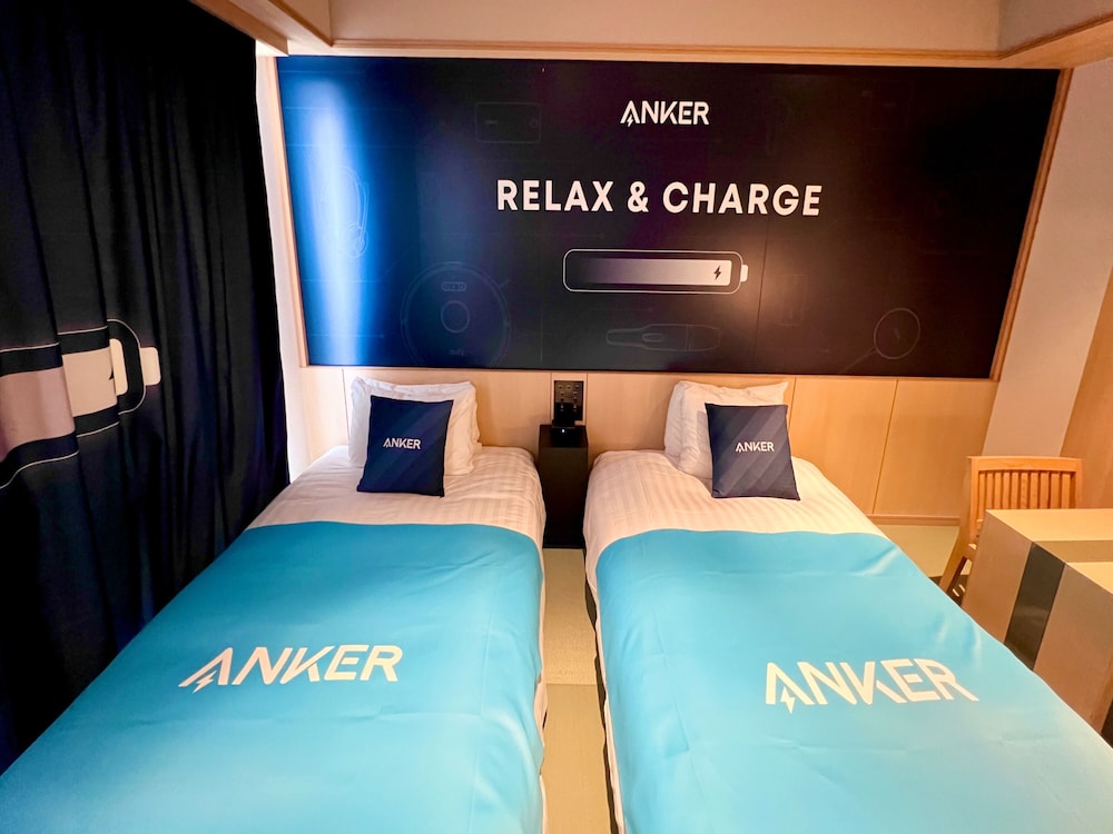 ROOM, TRIPLE