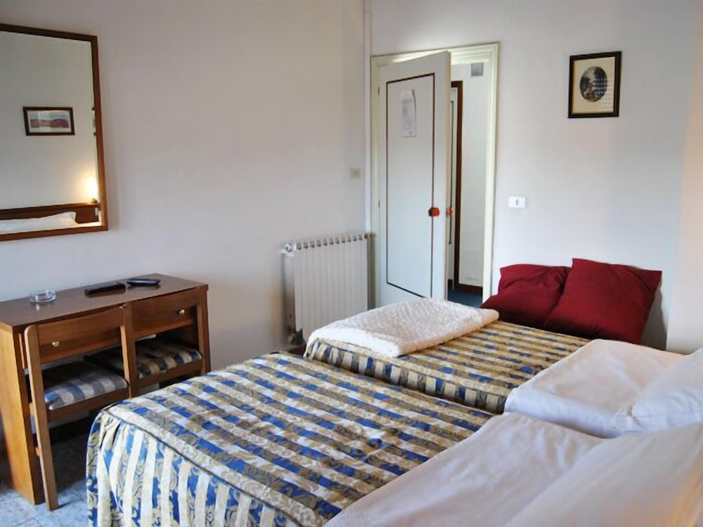 Hotel Santorotto 14/42