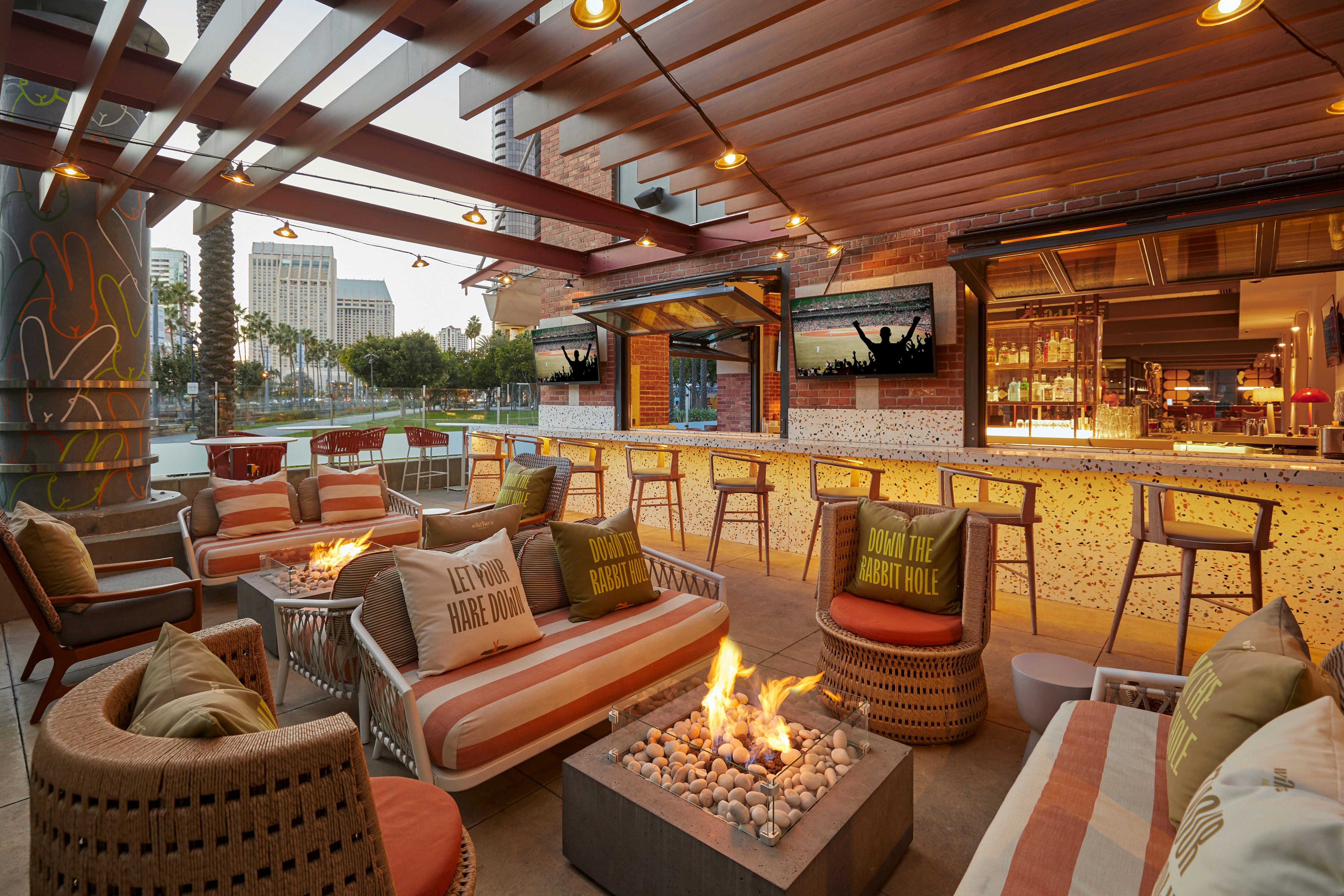 Hilton San Diego Gaslamp Quarter Hotel 34/76