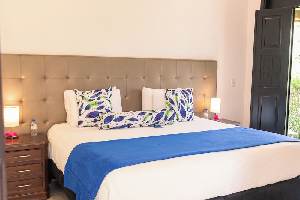 La Herencia Hotel 10/55