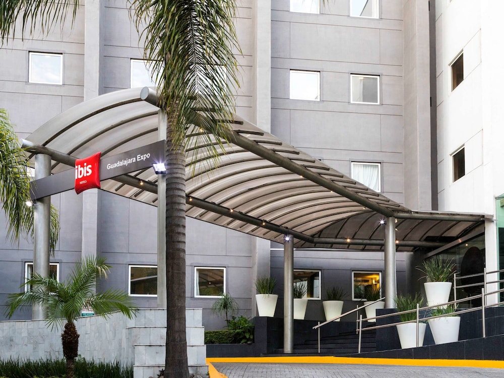 Ibis Guadalajara Expo 4/50