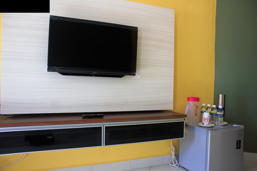 Aeon Tebrau Homestay & Hotel photo5