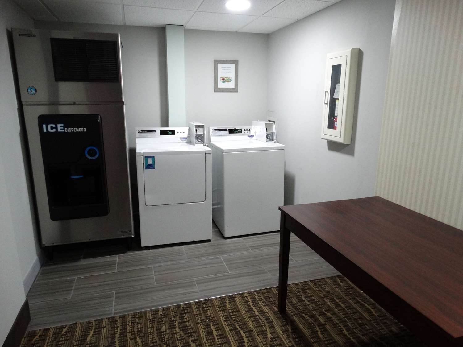 Sonesta Essential Hotels Overland Park 16/18