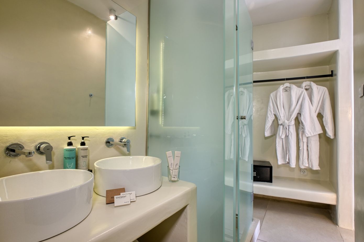 Superior, Indoor Jetted Tub 4/6