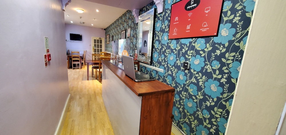 Diamonds Guest House 33/49