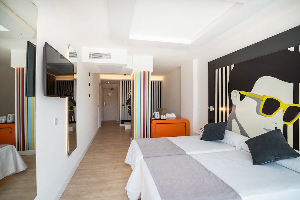 Thb Naeco Ibiza - Adults Only 31/86
