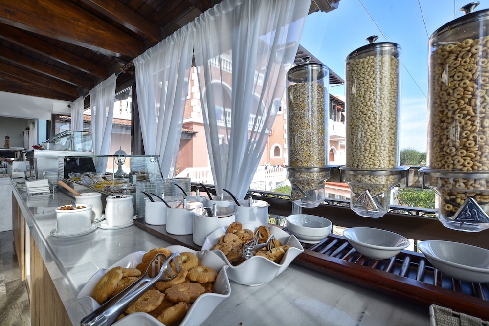 Lido Corfu Sun Hotel 4 Stars All-inclusive 36/50