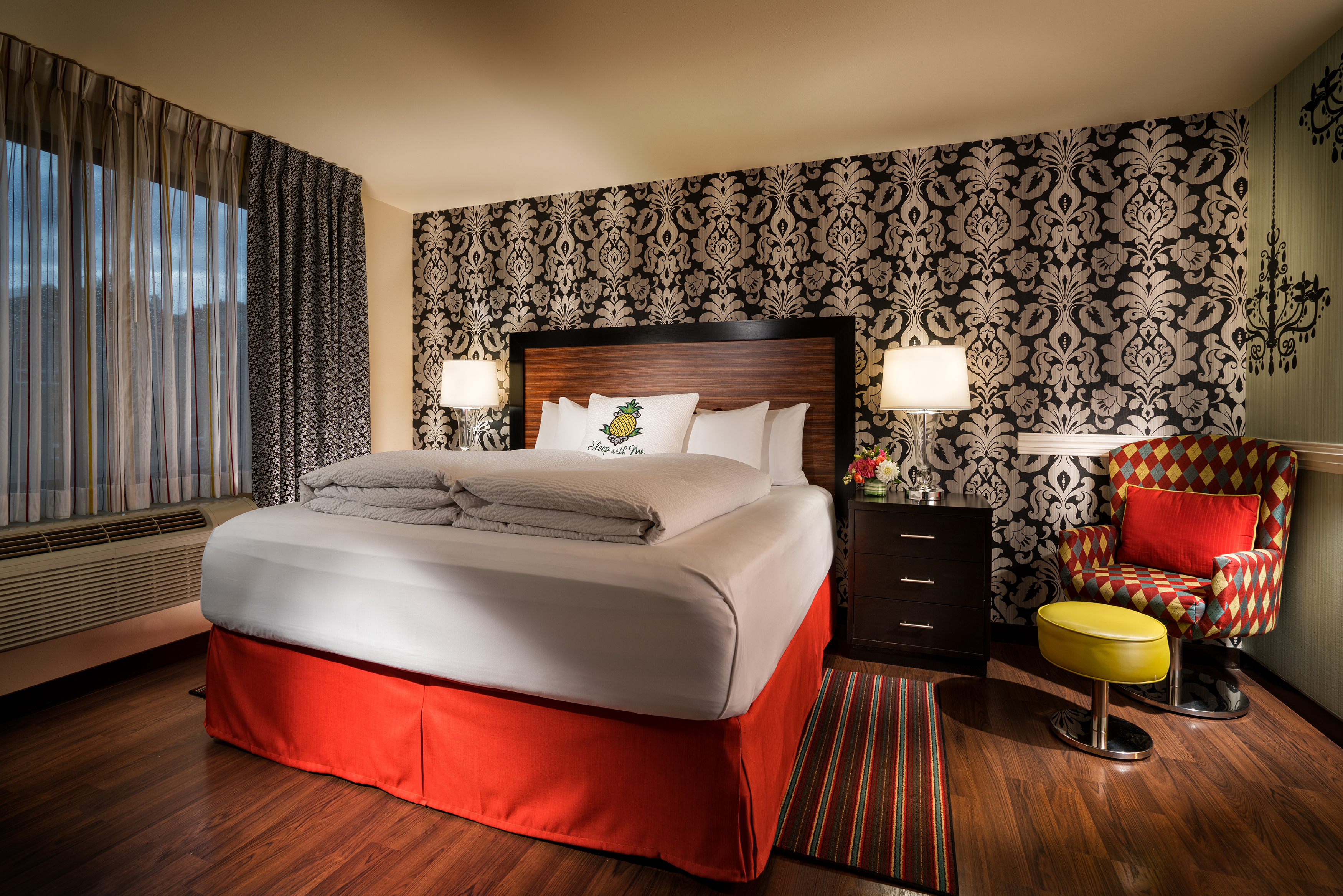 Aria, King Bed, Accessible