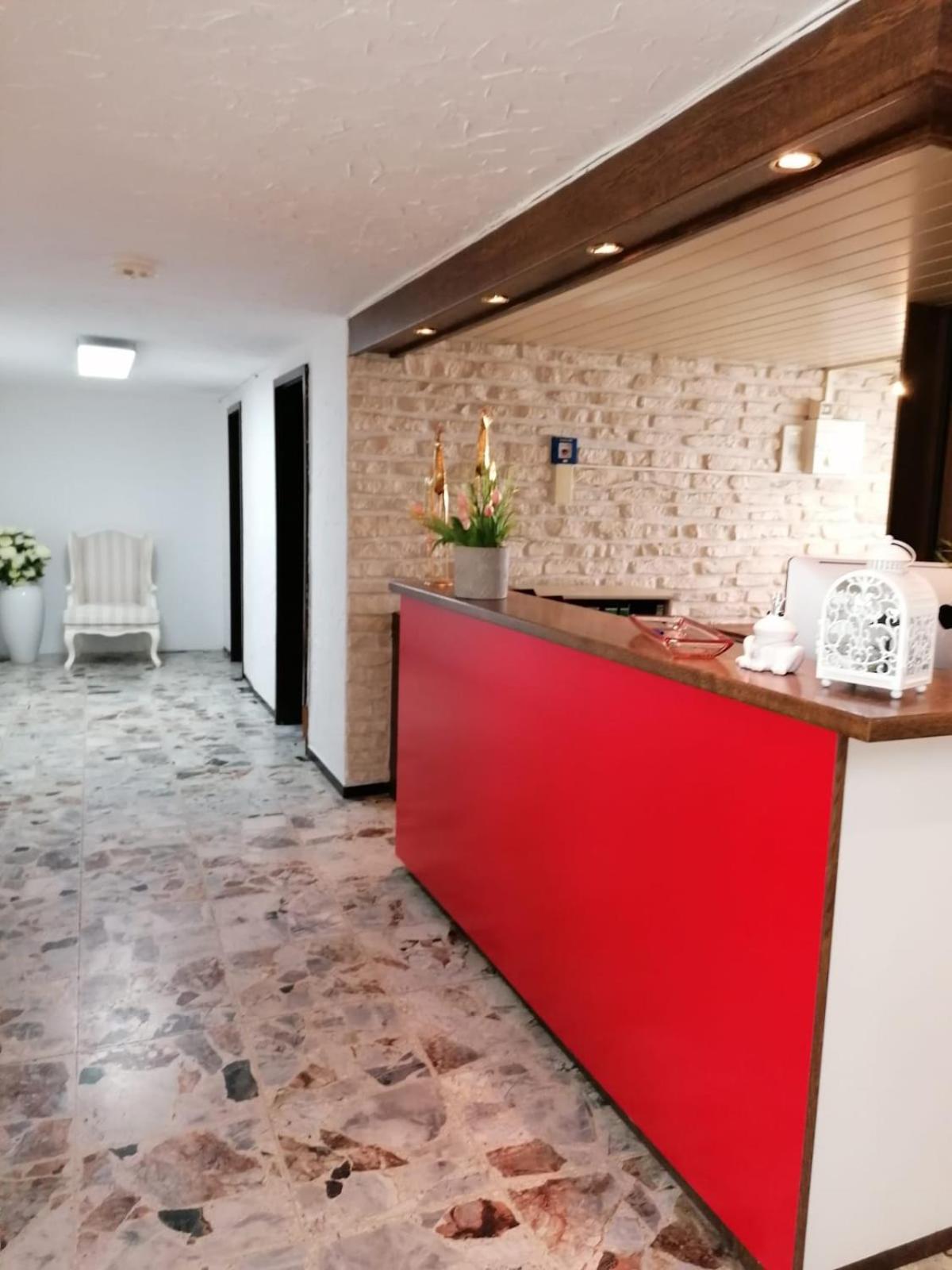 Zur Post Hotel 9/54