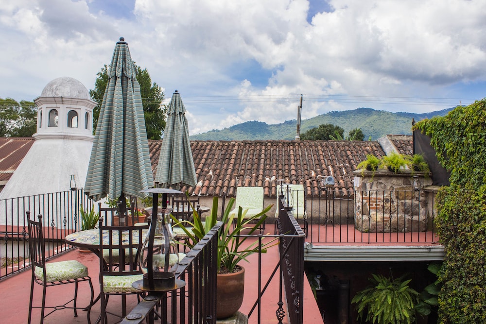 Meson Del Valle Hotel 46/50
