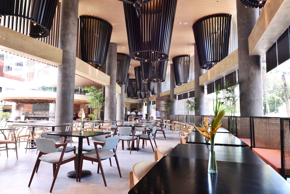 Hue Hotels Resorts Boracay 55/67
