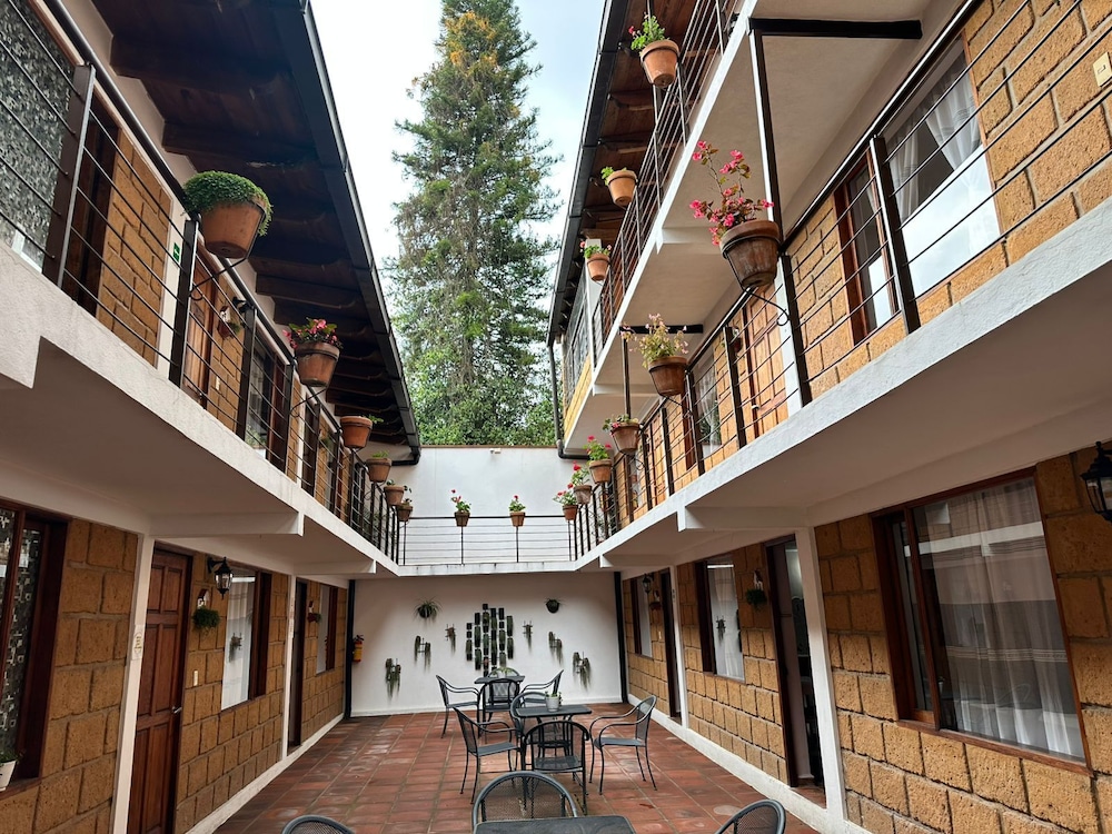 Hotel Rincon Soñado, Valle de Bravo 35/44