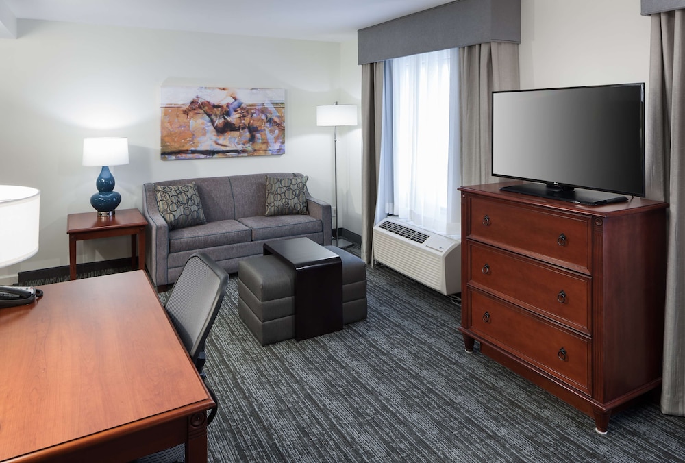 Homewood Suites by Hilton Denton 25/50