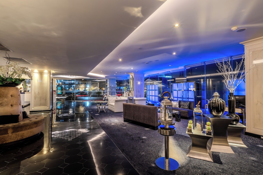 Night Hotel Bangkok (formerly Dream Hotel Bangkok) 78/81