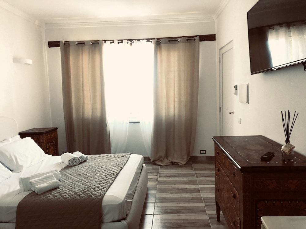 Villa Neptunus Ischia(Formerly Villa Pitti)، Forio 14/56