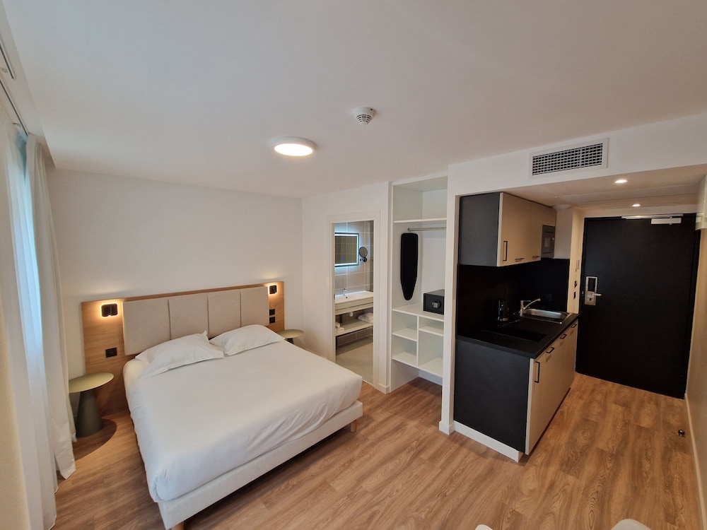 Appart Hotel Marianne 12/48